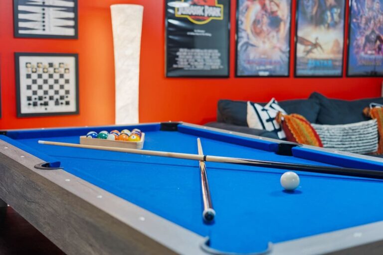 vacation rental with game room Atlanta