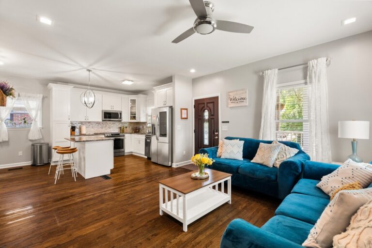 what to pack for a vacation rental